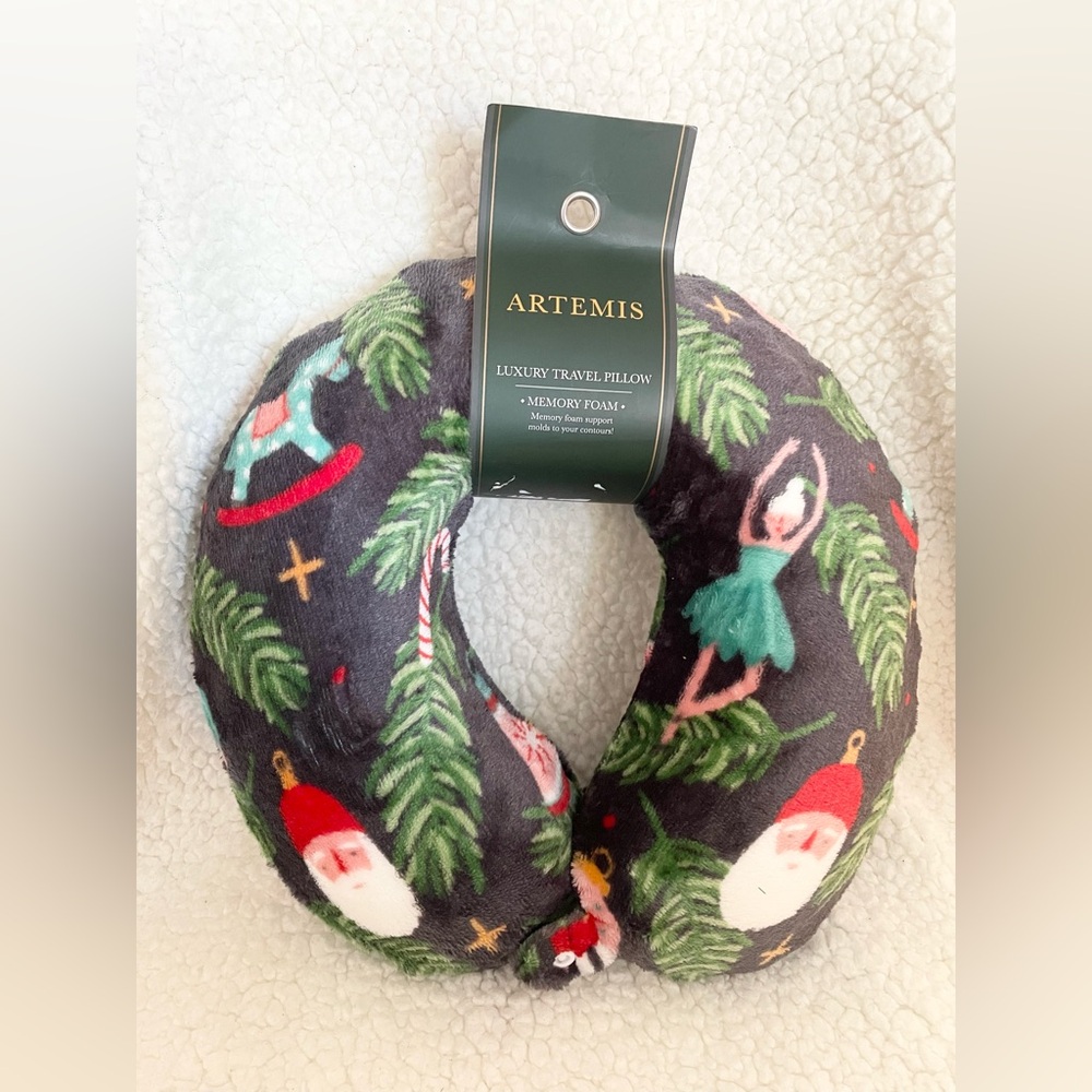 NWT Artemis Kids Travel Pillow-Ornament